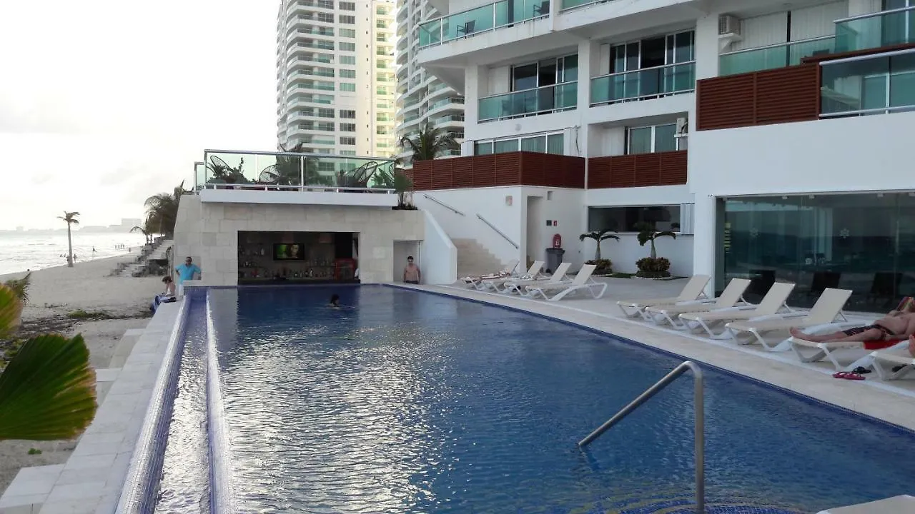 Ocean Dream Pent House location